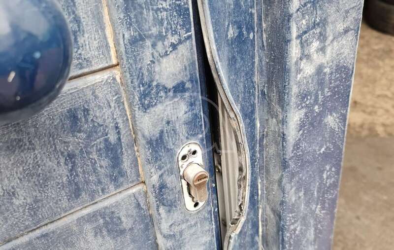 Fuerza forzada del negocio/TA.